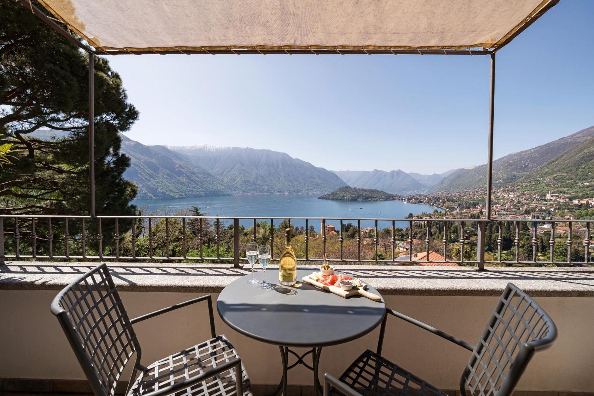 Alveluu Ristorante E Suites Тремеццо Экстерьер фото